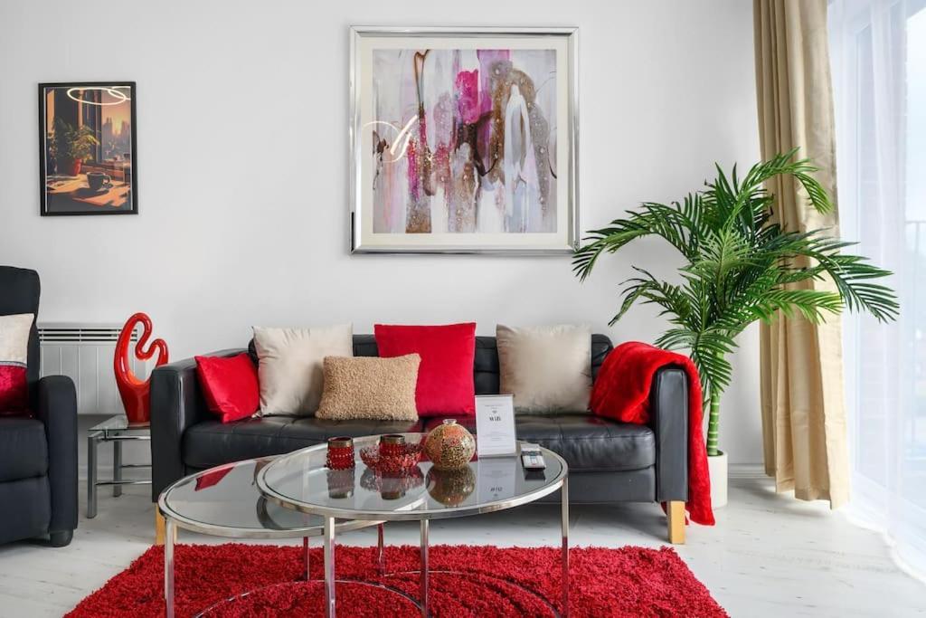 Appartamento Cityfront Luxe Near Centre Facing Etihad & Coop Live, Free Parking